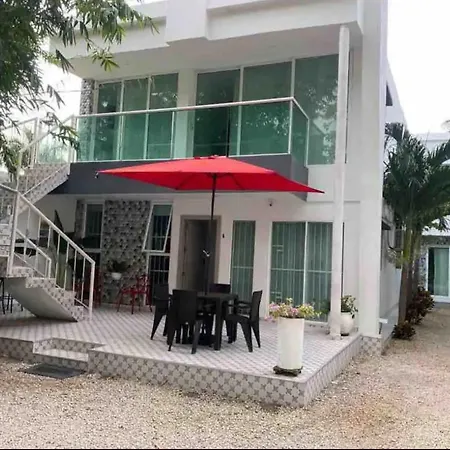 Casa Blanca *